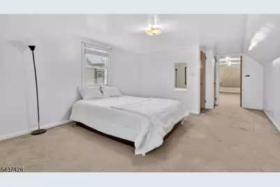 1089 E 23rd St, Paterson, NJ 07513 - Photo 22