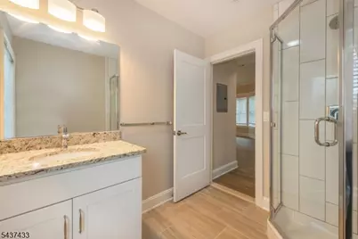 84 Auburn St, Paterson, NJ 07501 - Photo 12