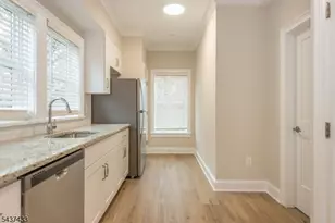 84 Auburn St, Paterson, NJ 07501 - Photo 8
