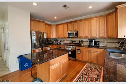 431 E 7th St, Plainfield, NJ 07060 - Photo 6