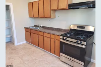 309 Martin Luther King Jr Dr, Jersey City, NJ 07305 - Photo 14
