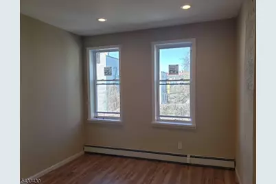 309 Martin Luther King Jr Dr, Jersey City, NJ 07305 - Photo 16