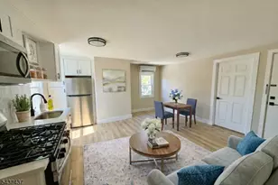 196 Spring St, Newton, NJ 07860 - Photo 2