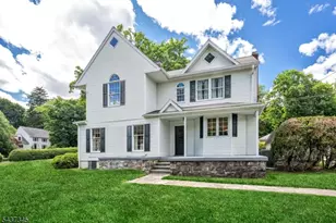 457 Russell Ave, Wyckoff Township, NJ 07481 - Photo 2