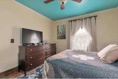 126 Berwyn St, Roselle Park, NJ 07204 - Photo 18