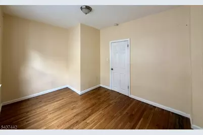 305-307 Sanford Ave #2, Newark, NJ 07106 - Photo 8