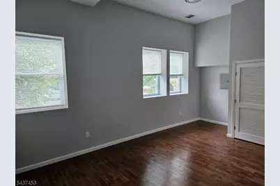 33 2nd St #6, Raritan, NJ 08869 - Photo 6