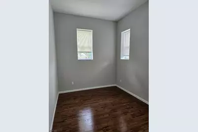 33 2nd St #6, Raritan, NJ 08869 - Photo 4