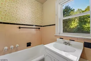 124 Walker Rd, West Orange Township, NJ 07052 - Photo 24