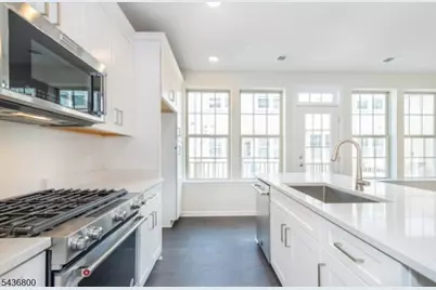 5 Sternadori Rd, Somerville, NJ 08876 - Photo 8