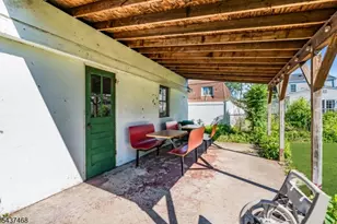 7 Washington Ave, Elmwood Park, NJ 07407 - Photo 40