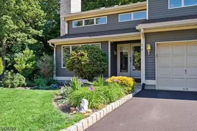 5 Saint Andrews Ln, Clinton Township, NJ 08801 - Photo 2