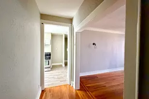 17 Elwood Pl Apt, Newark, NJ 07104 - Photo 10