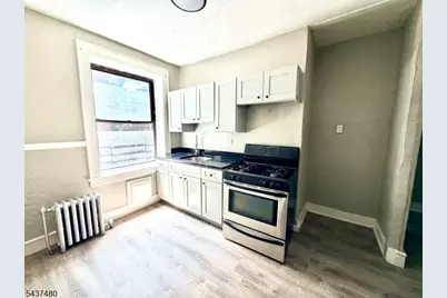 17 Elwood Pl Apt #103, Newark, NJ 07104 - Photo 8