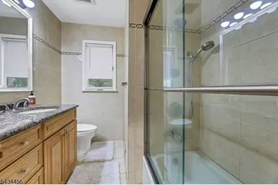 45 Kershner Pl, Fair Lawn, NJ 07410 - Photo 12