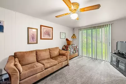 19 Fordham Trl, Hopatcong, NJ 07843 - Photo 12