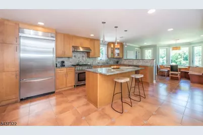 591 Highland Ave, Little Falls Township, NJ 07043 - Photo 10