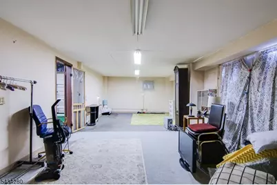 160 Sherman Ave, Berkeley Heights Township, NJ 07922 - Photo 10