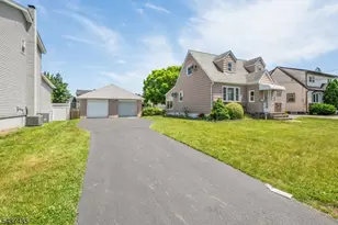 203 Charlton Ave, Lodi, NJ 07644 - Photo 20