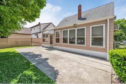 203 Charlton Ave, Lodi, NJ 07644 - Photo 16