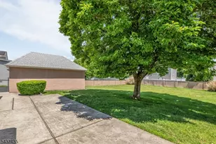 203 Charlton Ave, Lodi, NJ 07644 - Photo 18