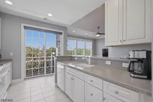 387 Victoria Dr, Bridgewater, NJ 08807 - Photo 12