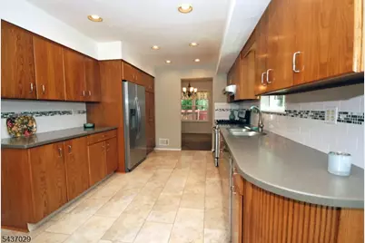 34 Delaware Ln, Branchburg Township, NJ 08876 - Photo 10