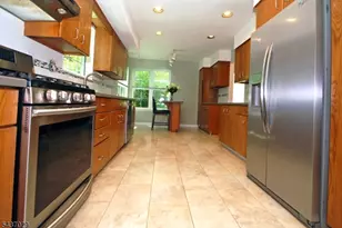 34 Delaware Ln, Branchburg Township, NJ 08876 - Photo 14
