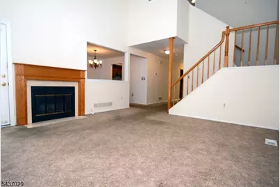 34 Delaware Ln, Branchburg Township, NJ 08876 - Photo 4