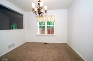 34 Delaware Ln, Branchburg Township, NJ 08876 - Photo 16