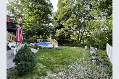 46 Decker Ave, Butler, NJ 07405 - Photo 4