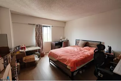 10 N Wood Ave #519, Linden, NJ 07036 - Photo 12