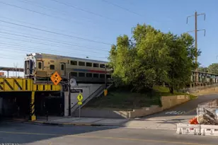 10 N Wood Ave, Linden, NJ 07036 - Photo 2
