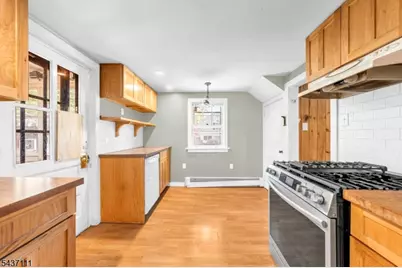 529 Green Pond Rd, Rockaway Township, NJ 07866 - Photo 2