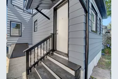 626 Tremont Ave, Orange, NJ 07050 - Photo 22