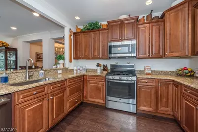 4203 Hoover Ln, Rockaway Township, NJ 07866 - Photo 4