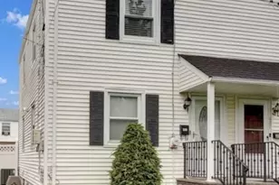 605 Crescent Dr, Bound Brook, NJ 08805 - Photo 2