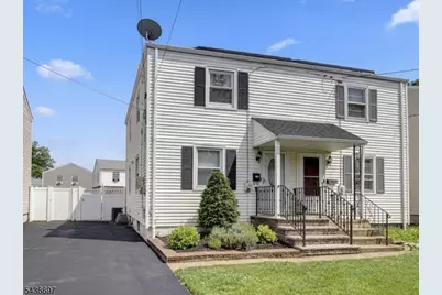 605 Crescent Dr, Bound Brook, NJ 08805 - Photo 1