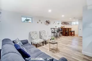 605 Crescent Dr, Bound Brook, NJ 08805 - Photo 16
