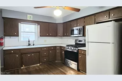 615 W Camplain Road Apt 1, Manville, NJ 08835 - Photo 6