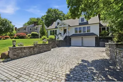 62 Jacobus Ave, Little Falls Township, NJ 07424 - Photo 2