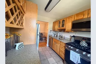 32 Knox Ter #2C, Wayne, NJ 07470 - Photo 6