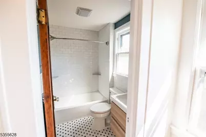 30 Boyden Pkwy Unit #3, Maplewood, NJ 07040 - Photo 16