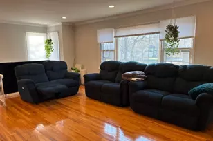 52 Oakwood Ave, Livingston, NJ 07039 - Photo 2