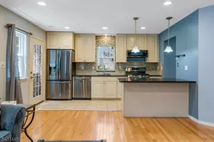 34 Topaz Dr, Franklin Township, NJ 08823 - Photo 12