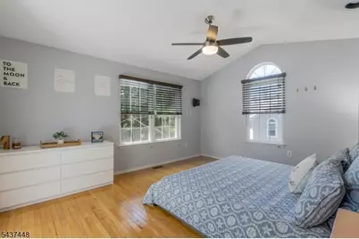 34 Topaz Dr, Franklin Township, NJ 08823 - Photo 26
