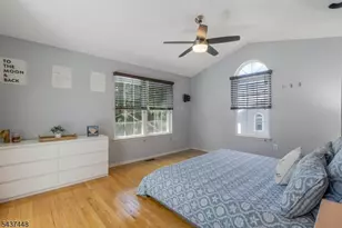 34 Topaz Dr, Franklin Township, NJ 08823 - Photo 26