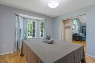 34 Topaz Dr, Franklin Township, NJ 08823 - Photo 8