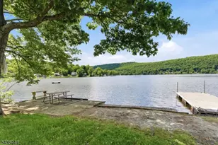 55 Cottage Ave, Frankford Township, NJ 07826 - Photo 2