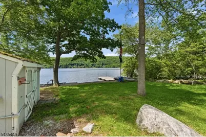 55 Cottage Ave, Frankford Township, NJ 07826 - Photo 6